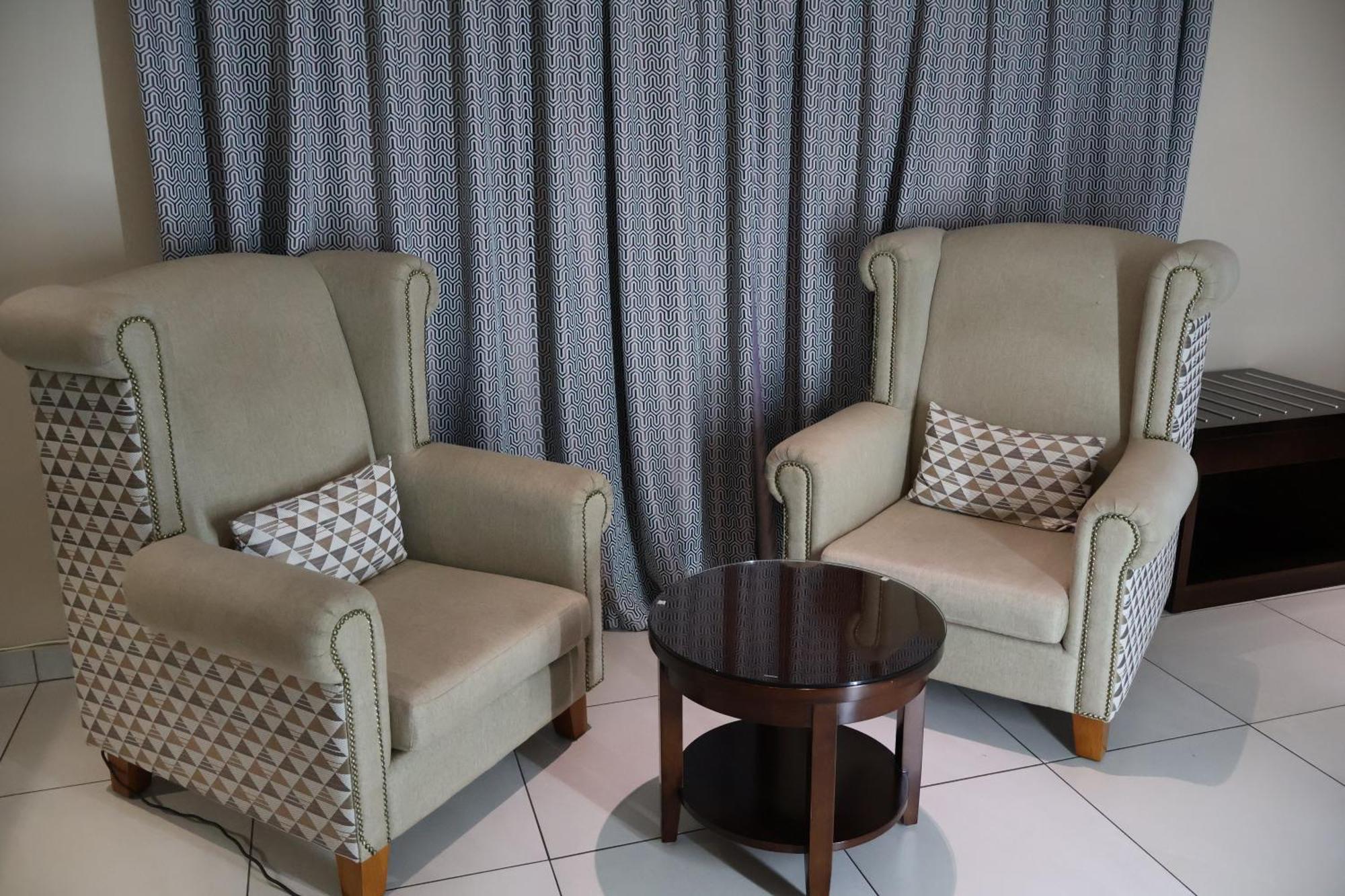 Airport Gardens Boutique Hotel Boksburg Buitenkant foto