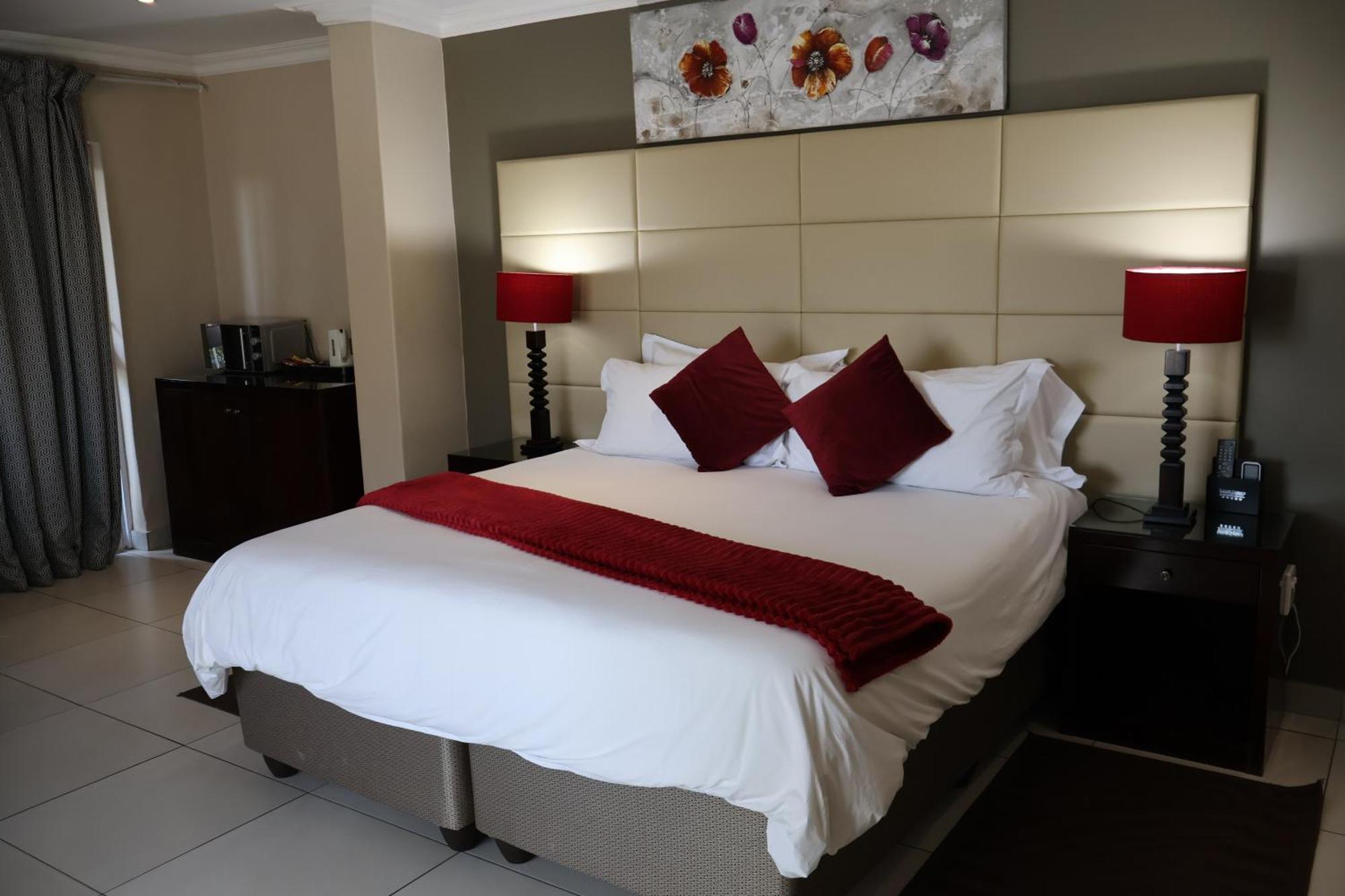Airport Gardens Boutique Hotel Boksburg Buitenkant foto