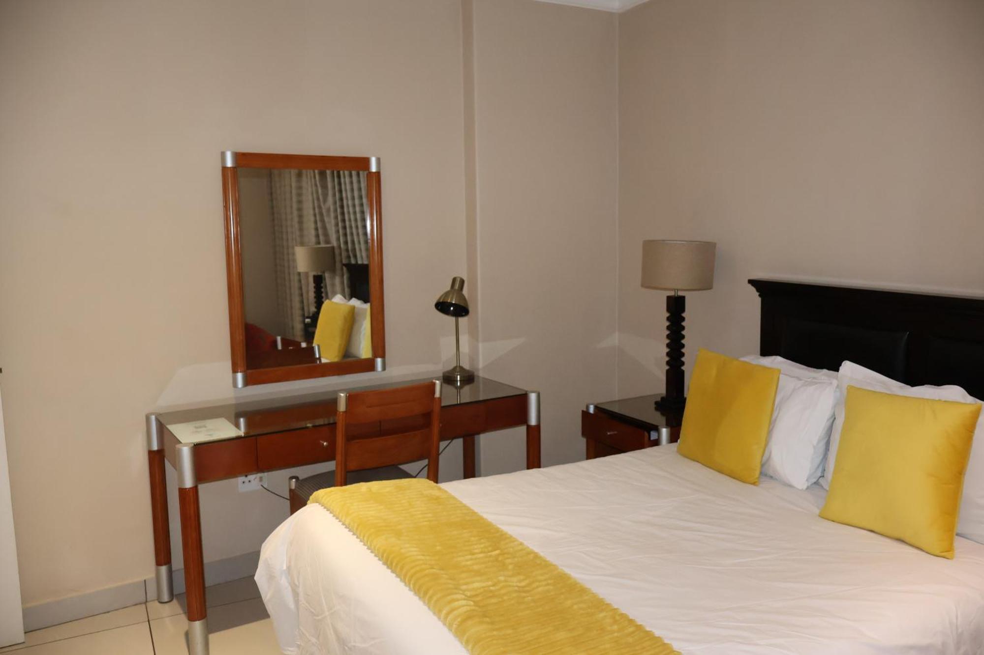 Airport Gardens Boutique Hotel Boksburg Buitenkant foto