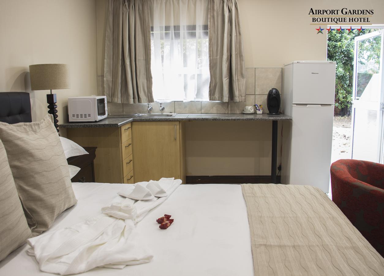 Airport Gardens Boutique Hotel Boksburg Buitenkant foto