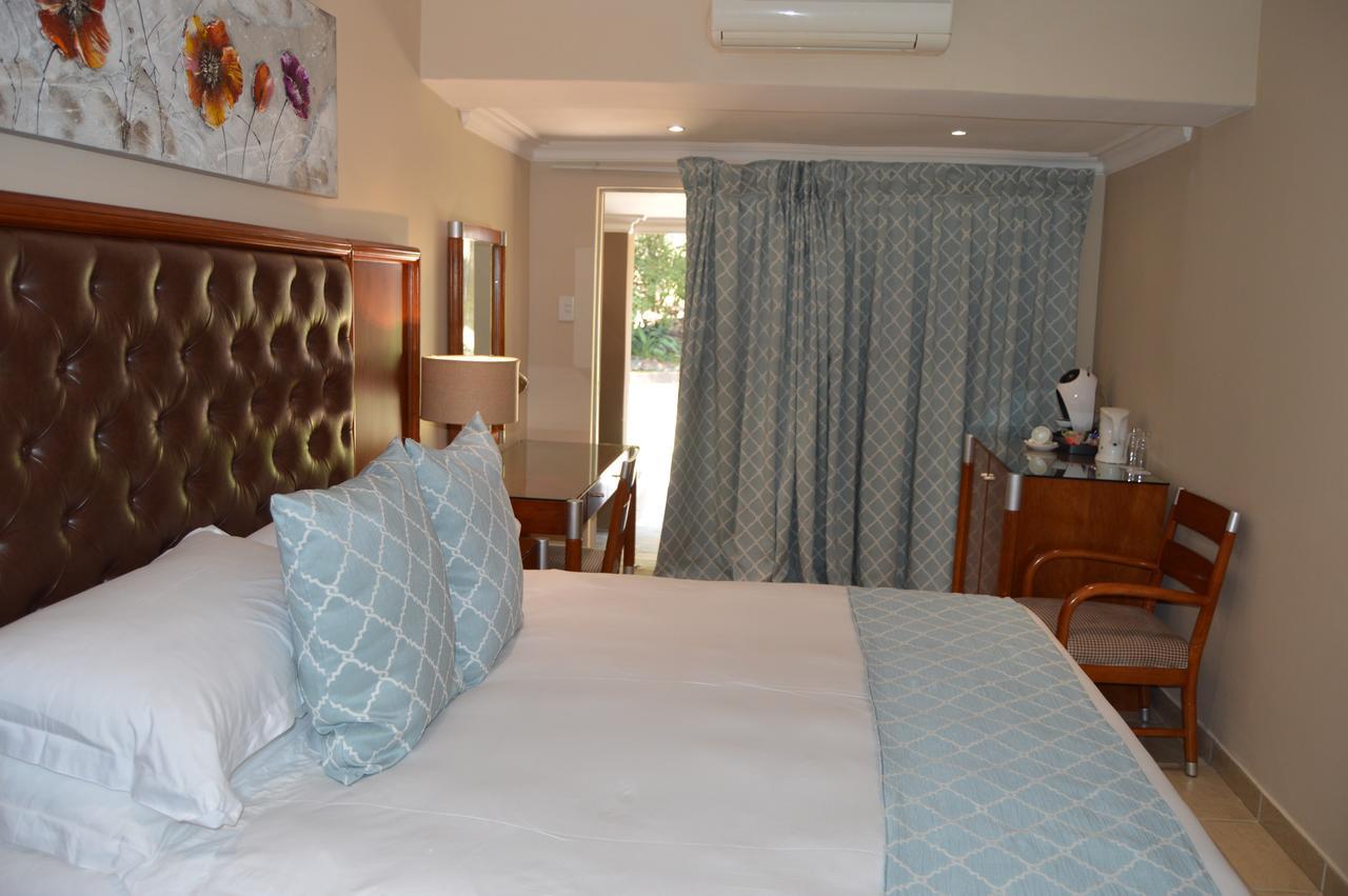 Airport Gardens Boutique Hotel Boksburg Buitenkant foto
