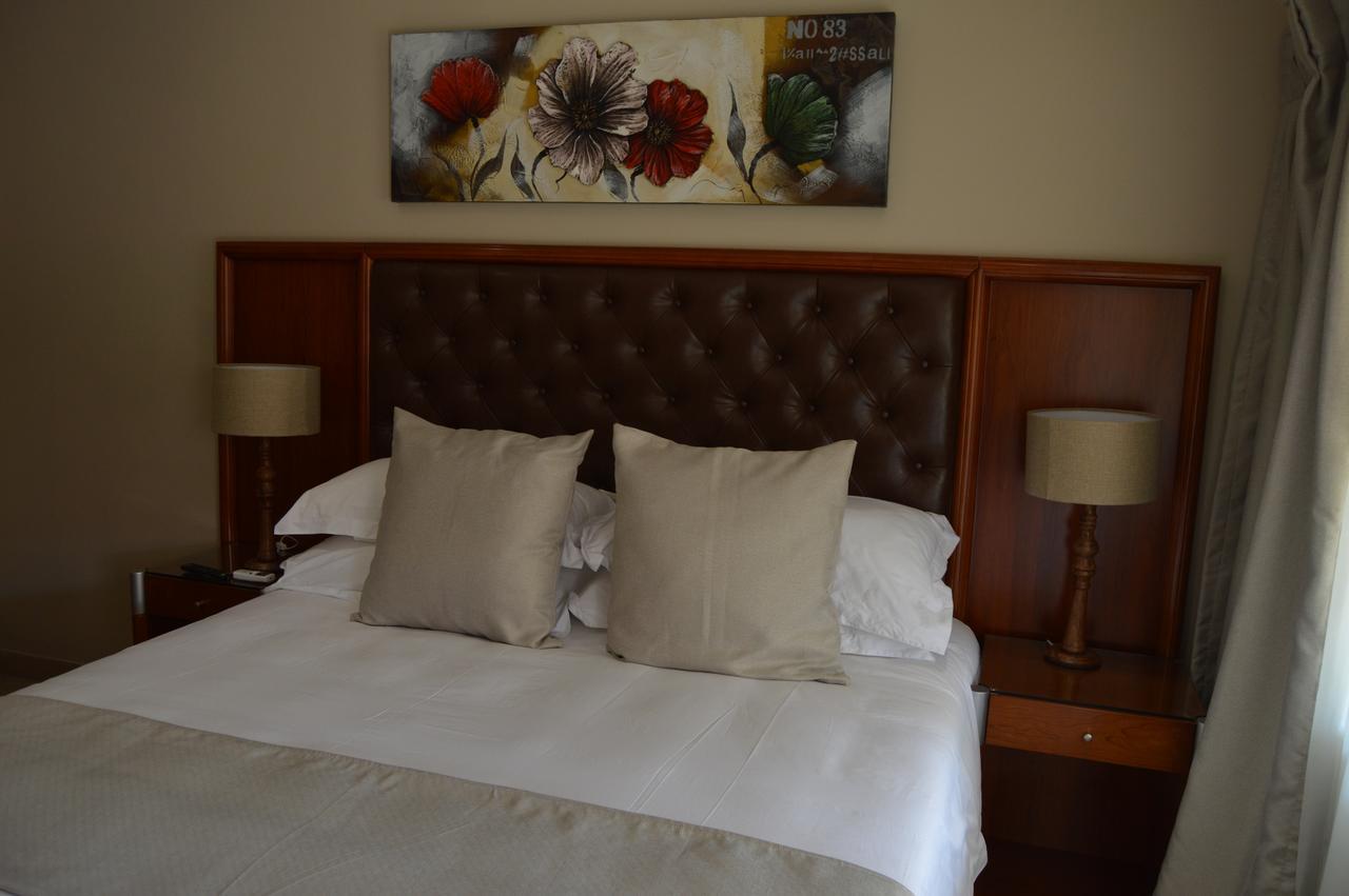 Airport Gardens Boutique Hotel Boksburg Buitenkant foto