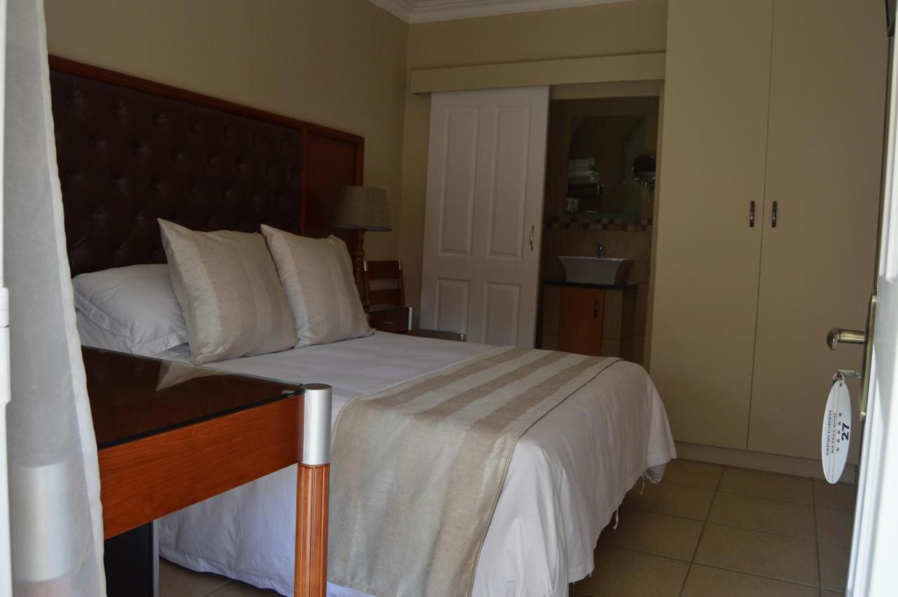Airport Gardens Boutique Hotel Boksburg Buitenkant foto